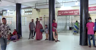 চান্দগাঁওয়ে বসতবাড়িতে আগুনে নারী নিহত, স্বামী ও ছেলে দগ্ধ
